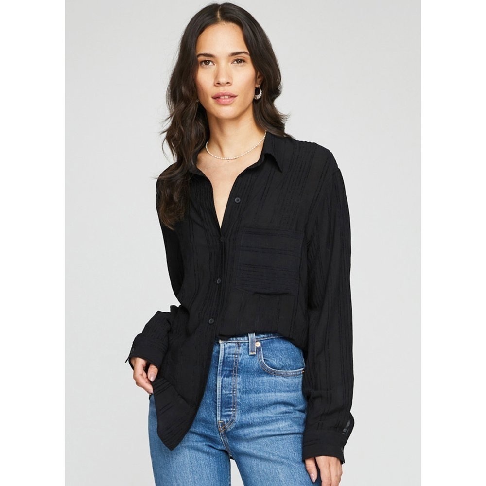 GENTLE FAWN | Piage button down top | size medium